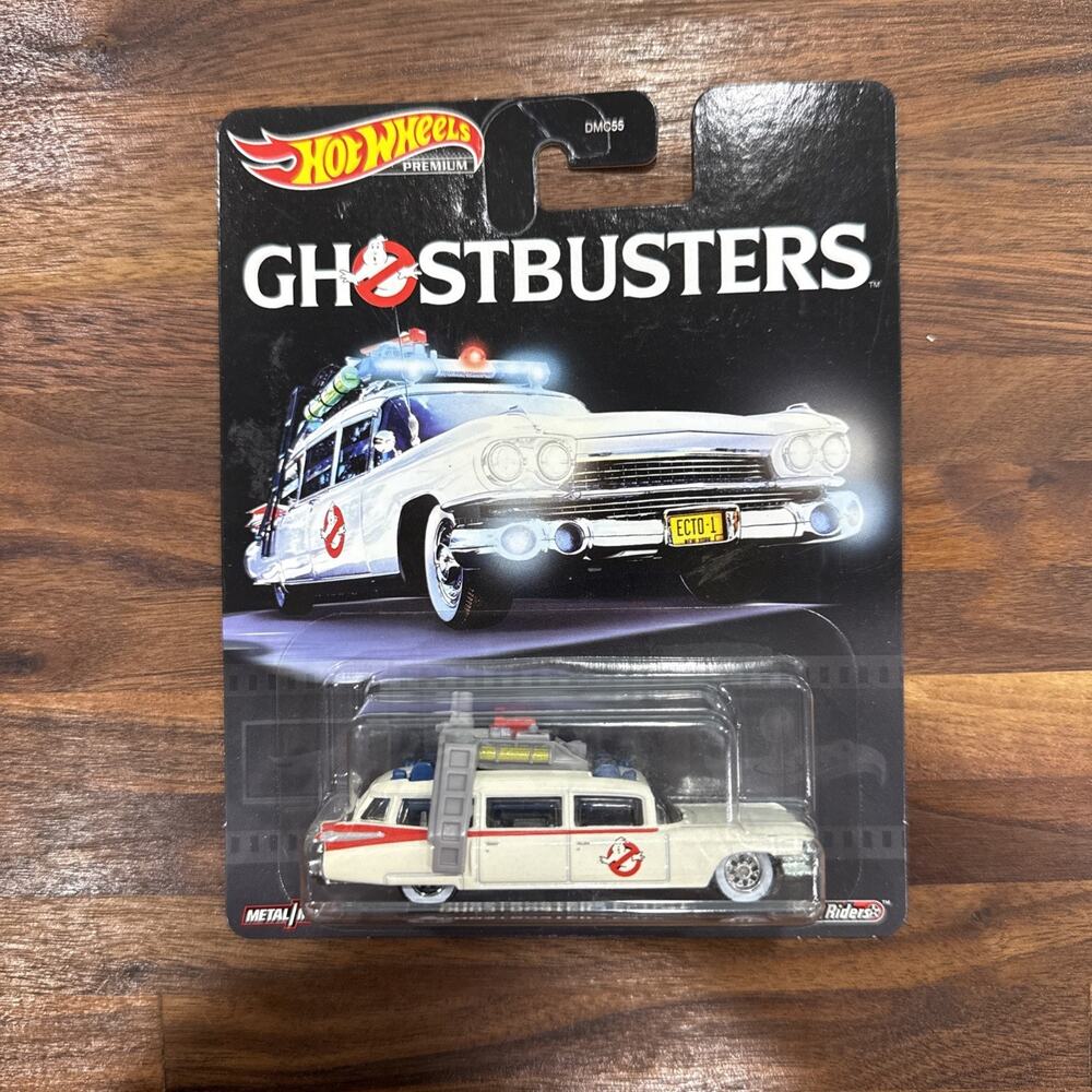 Hot Wheels 2009 Ghostbusters Ecto-1 Car
